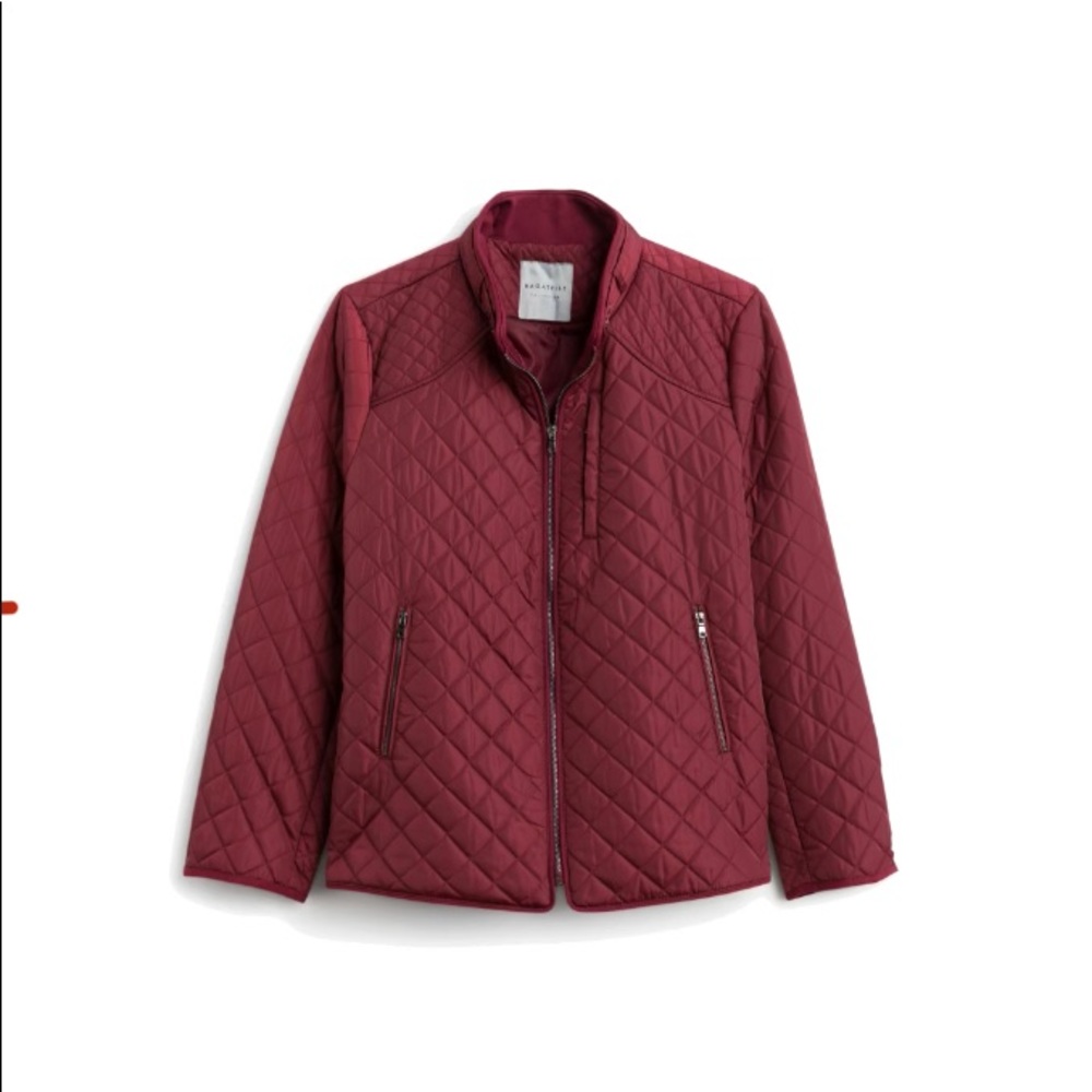 Quilted puffer jacket - in color burgundy